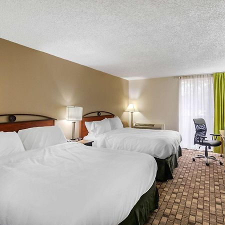 Quality Inn Tyler - Lindale Exterior photo