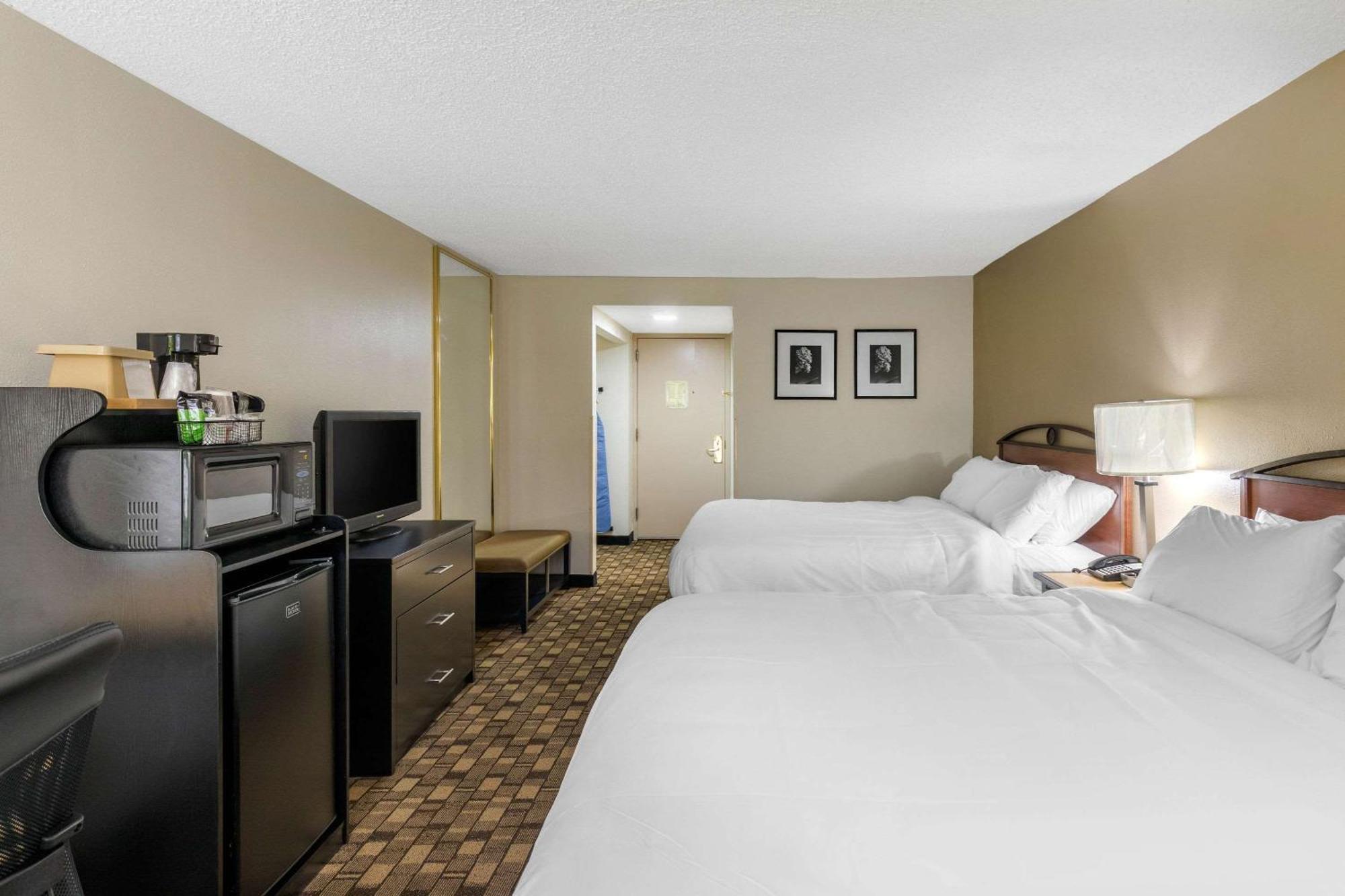 Quality Inn Tyler - Lindale Exterior photo