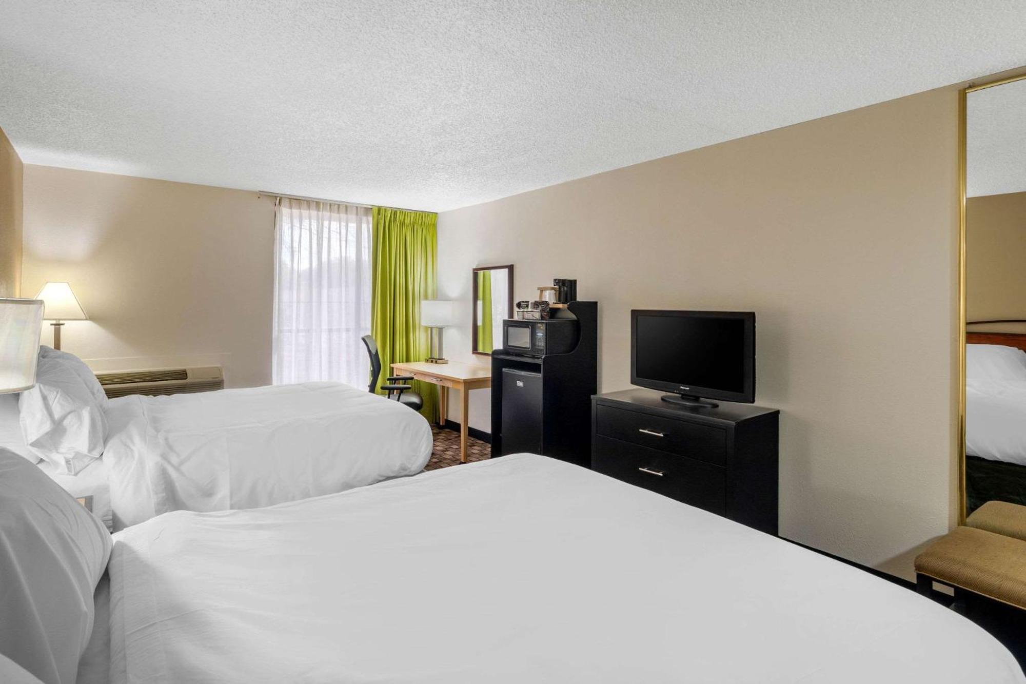 Quality Inn Tyler - Lindale Exterior photo