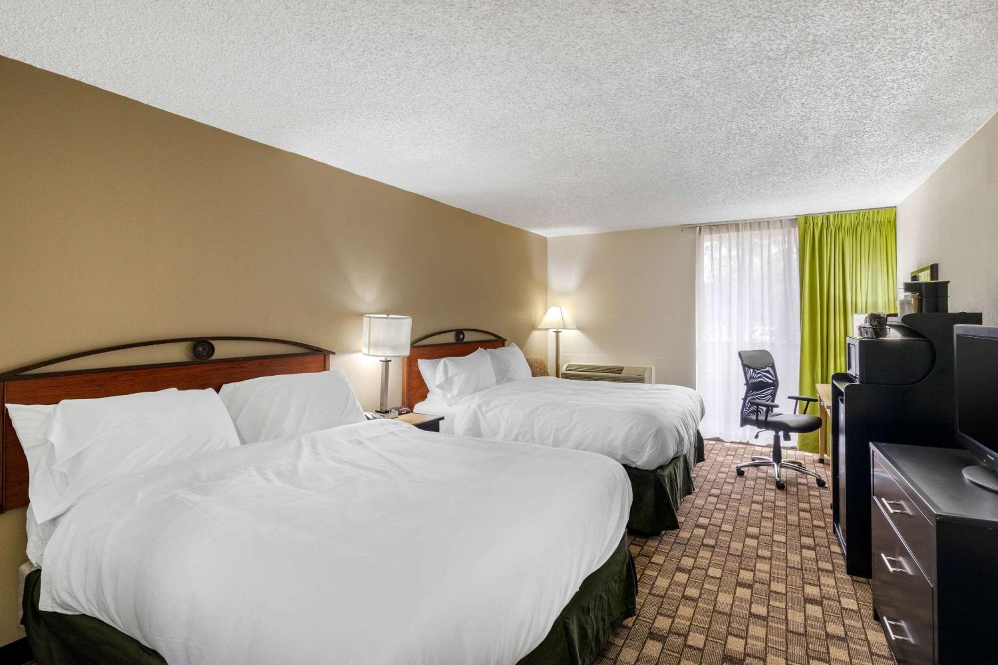 Quality Inn Tyler - Lindale Exterior photo