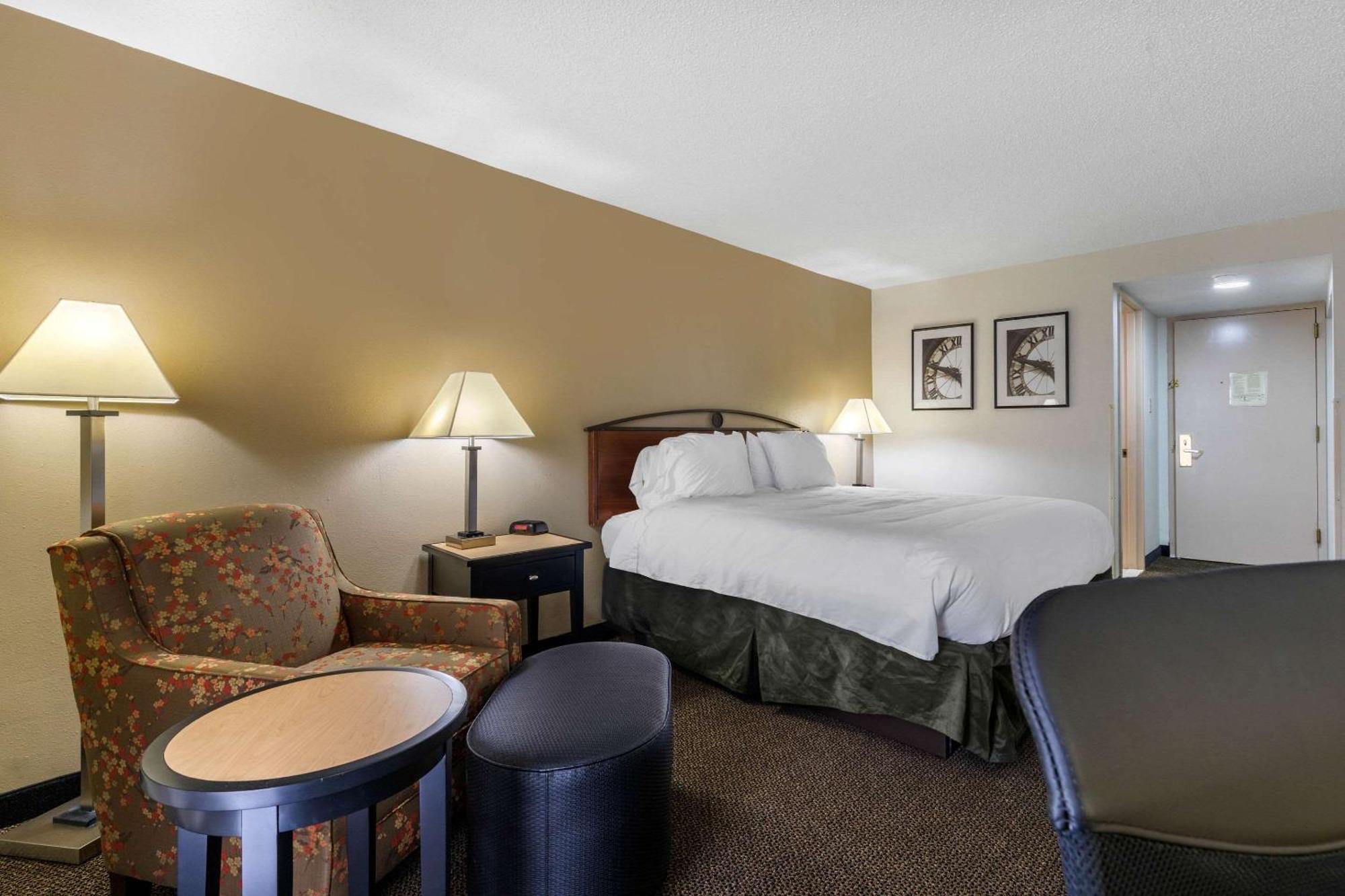 Quality Inn Tyler - Lindale Exterior photo